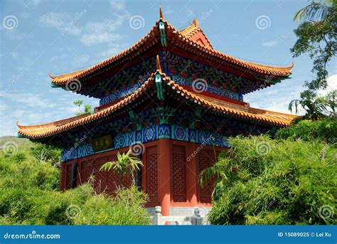  Gardens of China: A Visual Journey through Time and Aesthetics – Unearthing Tranquility Amidst Bamboo Groves and Terraced Mountains